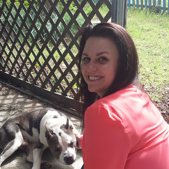 Meet your Posher, Sharon - Picture 7 of 8